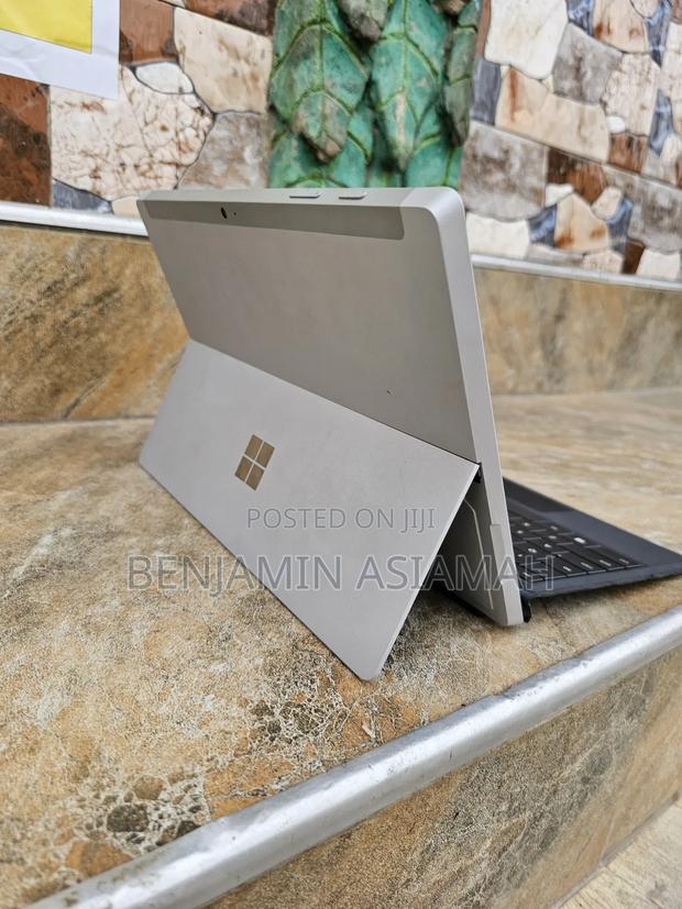 Laptop Microsoft Surface 3 4GB Intel Atom SSD 128GB · Photo 3