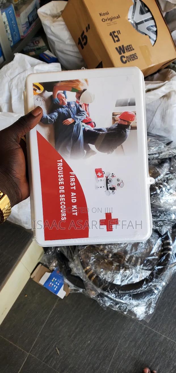 First Aid Kits For 15 People · Photo 5