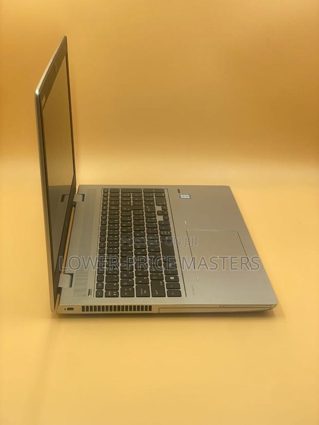 New Laptop HP 650 G4 8GB Intel Core I7 SSD 256GB · Photo 3