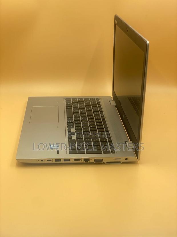New Laptop HP 650 G4 8GB Intel Core I7 SSD 256GB · Photo 4