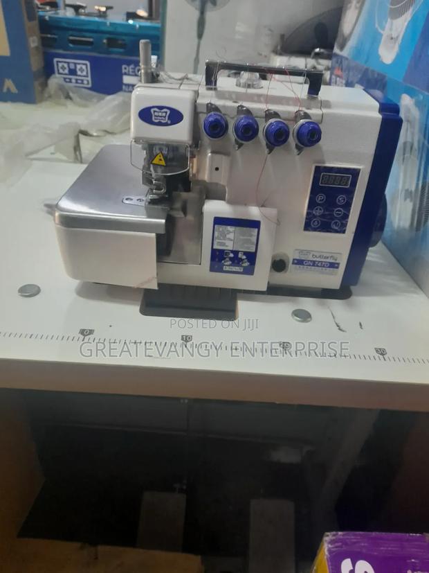 Brandnew 4 Thread Digital Industrial Knitting Machine
