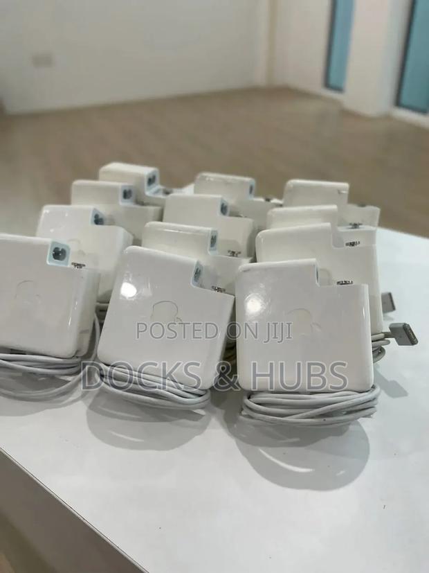 Apple 85W T-Shape Magsafe 2 Charger (2011 - 2015 Macbook) · Photo 6