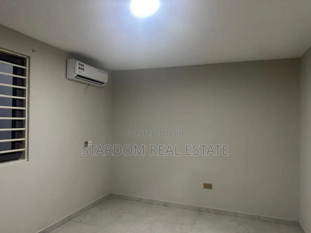 2bdrm Townhouse / Terrace in UPSA Area for rent · Photo 5