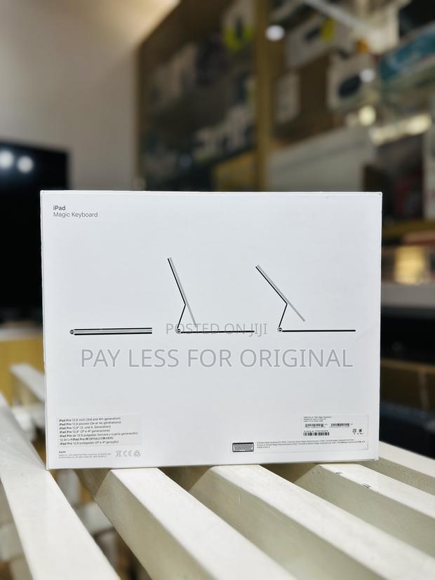 Brand New Magic Keyboard 12.9 Inches · Photo 3