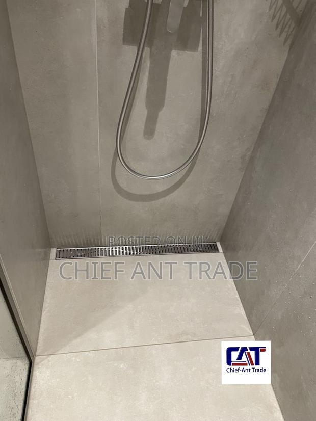 Floor Drain. 60cm. Silver. · Photo 1