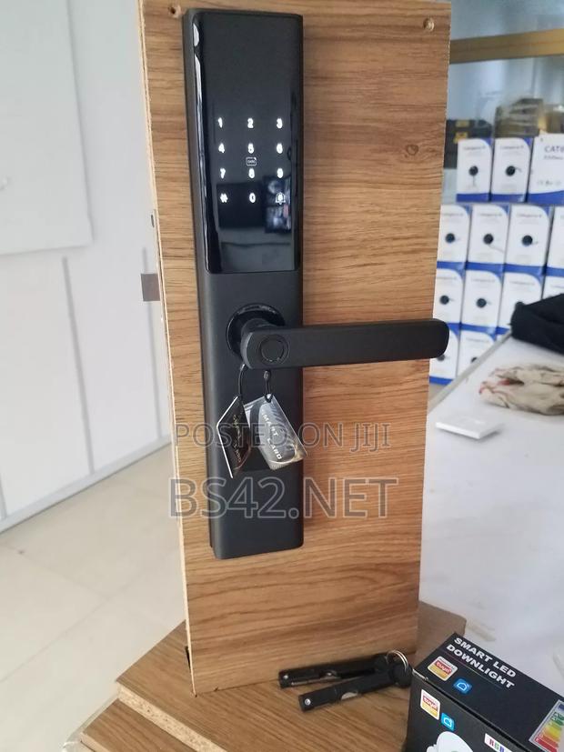 Smart Locks · Photo 1
