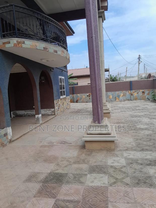6bdrm Duplex in Ofankor for rent · Photo 4