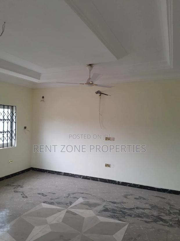 6bdrm Duplex in Ofankor for rent · Photo 6