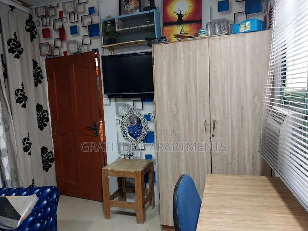 Gratitude:1bdrm Premium Deluxe Suite: Ghc300 Per Day - 2 Guests · Photo 2