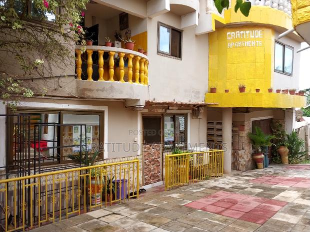 Gratitude:1bdrm Premium Deluxe Suite: Ghc300 Per Day - 2 Guests · Photo 8