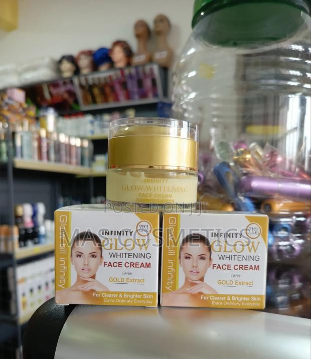 Infinity Glow Whitening Face Cream · Photo 1