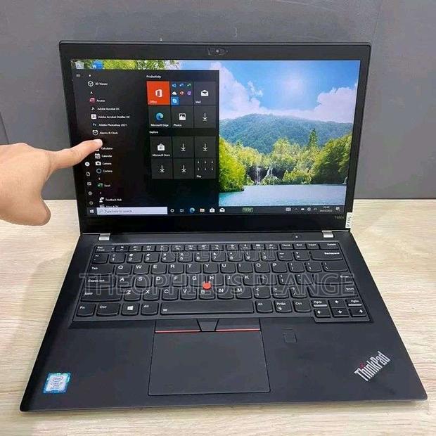 New Laptop Lenovo ThinkPad T480s 8GB Intel Core I5 SSD 256GB · Photo 2