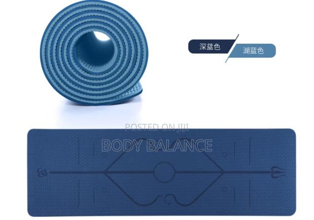 Double Thickness Yoga Mat · Photo 4