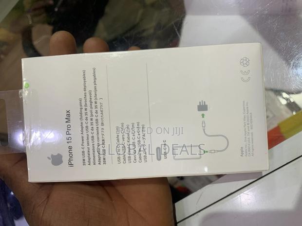 iPhone Replacement Chargers · Photo 3