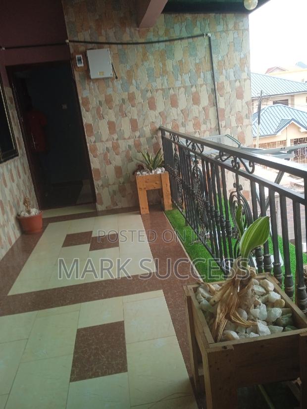 Chamber and Hall Furnished Apartment Behind West Hills Mall · Photo 4