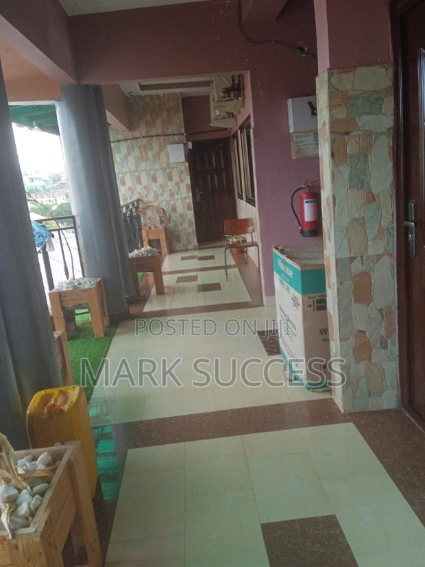 Chamber and Hall Furnished Apartment Behind West Hills Mall · Photo 8