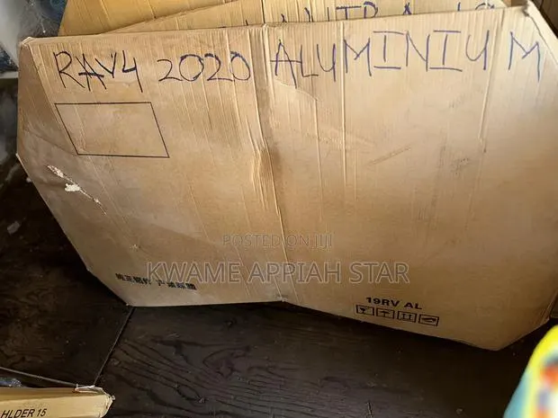 RAV4 Aluminum 2020,2021,2022,2023,2024,2025 Bonnet/ Hood · Photo 1