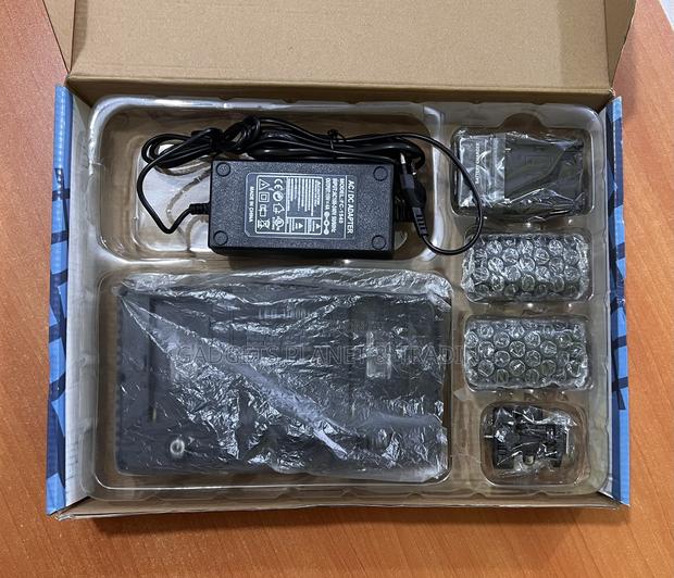 LED Light Kit Pro LED 600 With Charging Kit and Stand · Photo 3
