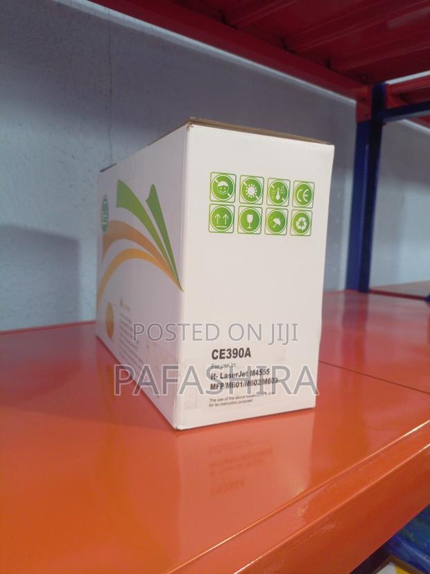 HP 90A Toner Ce390a Compatible Black · Photo 4