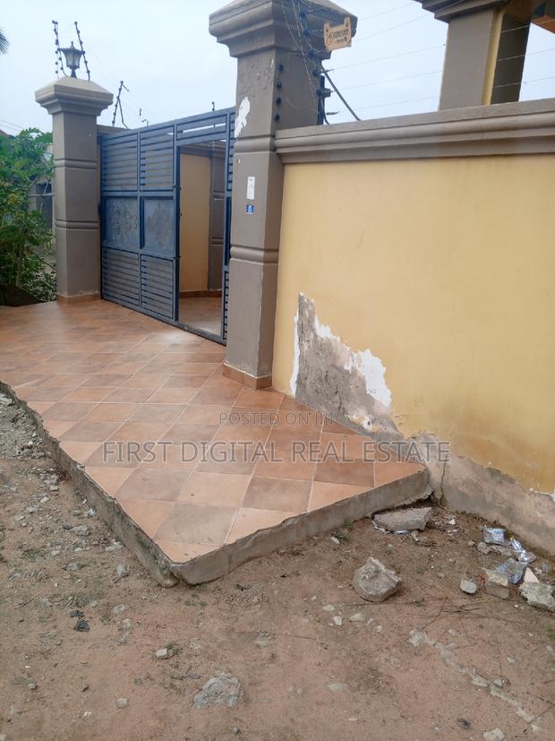 Chamber and Hall Self Contain for Rent in Kasoa Adade · Photo 4