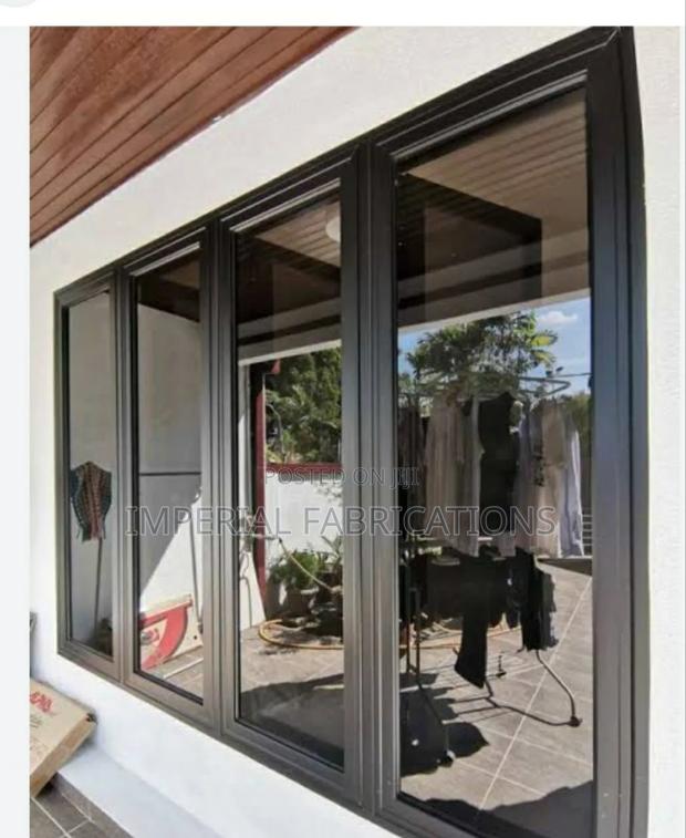Sliding Glass Window · Photo 5