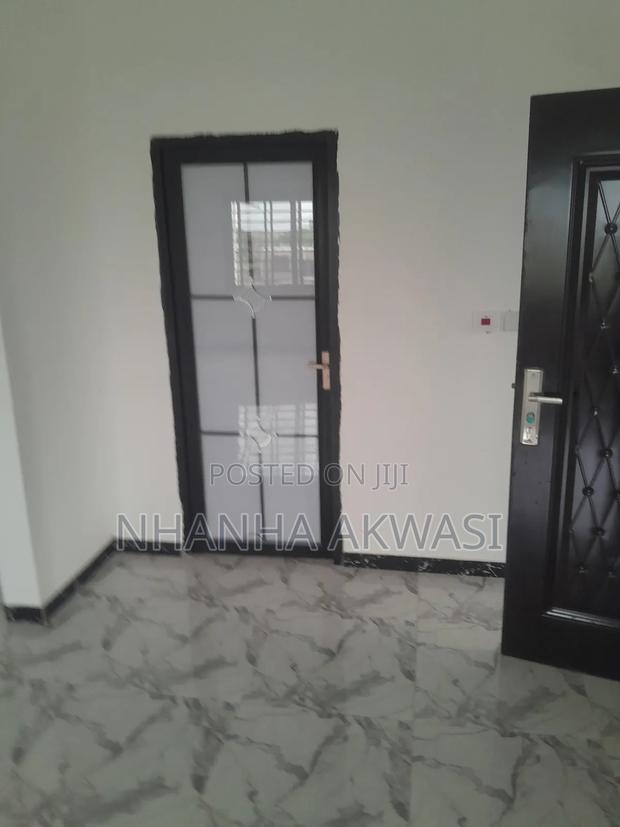 Furnished 2bdrm Apartment in Lashibi, Tema Metropolitan for rent · Photo 4