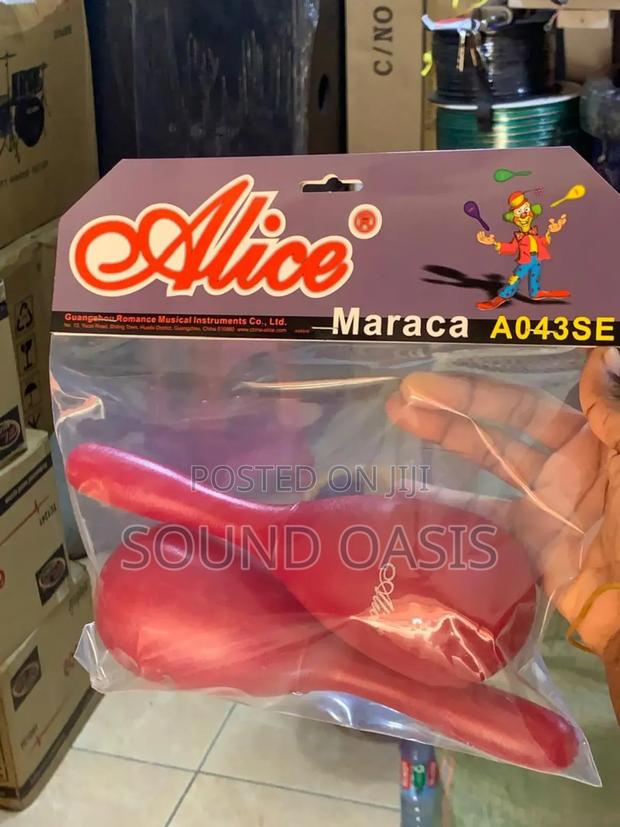 Maracas Plastic (Red) · Photo 1