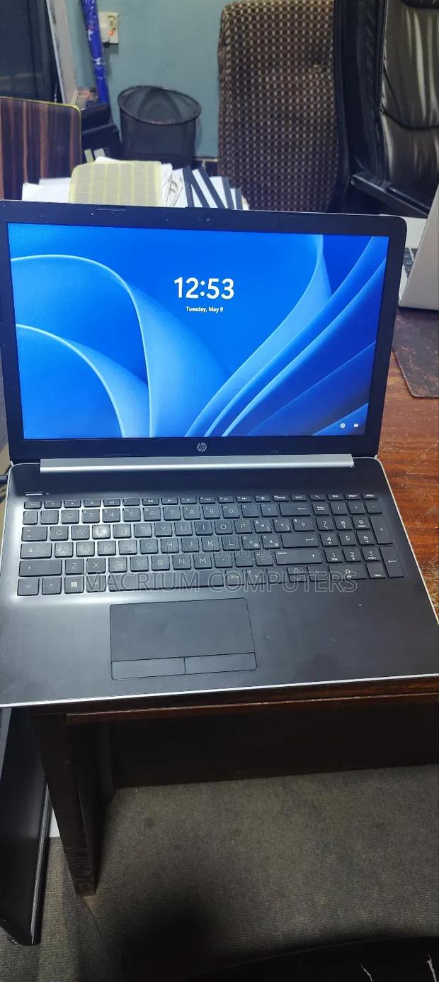 Laptop HP 15-Da2933nia 8GB Intel Core I5 HDD 1T · Photo 1
