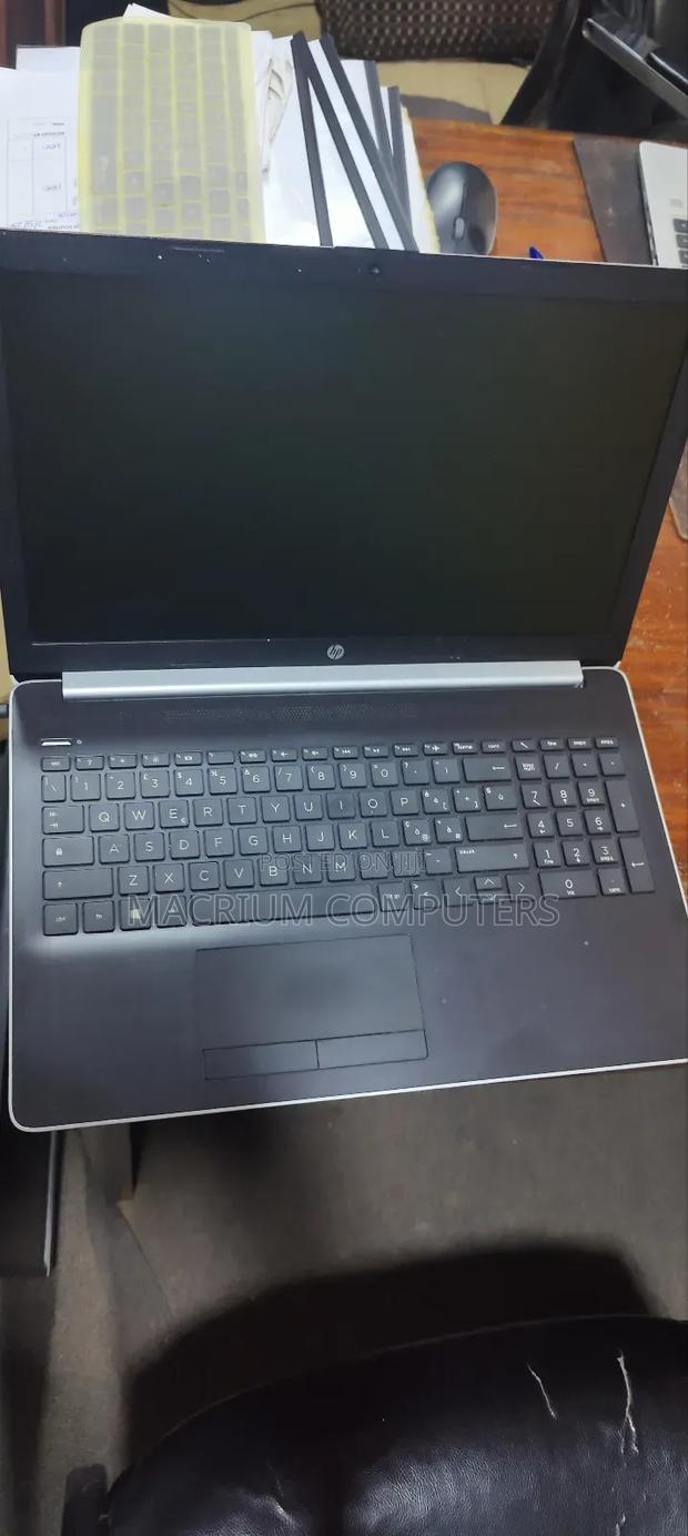 Laptop HP 15-Da2933nia 8GB Intel Core I5 HDD 1T · Photo 5