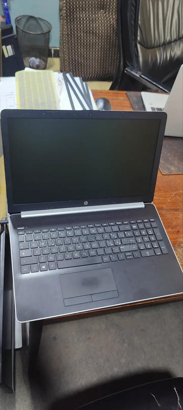 Laptop HP 15-Da2933nia 8GB Intel Core I5 HDD 1T · Photo 7