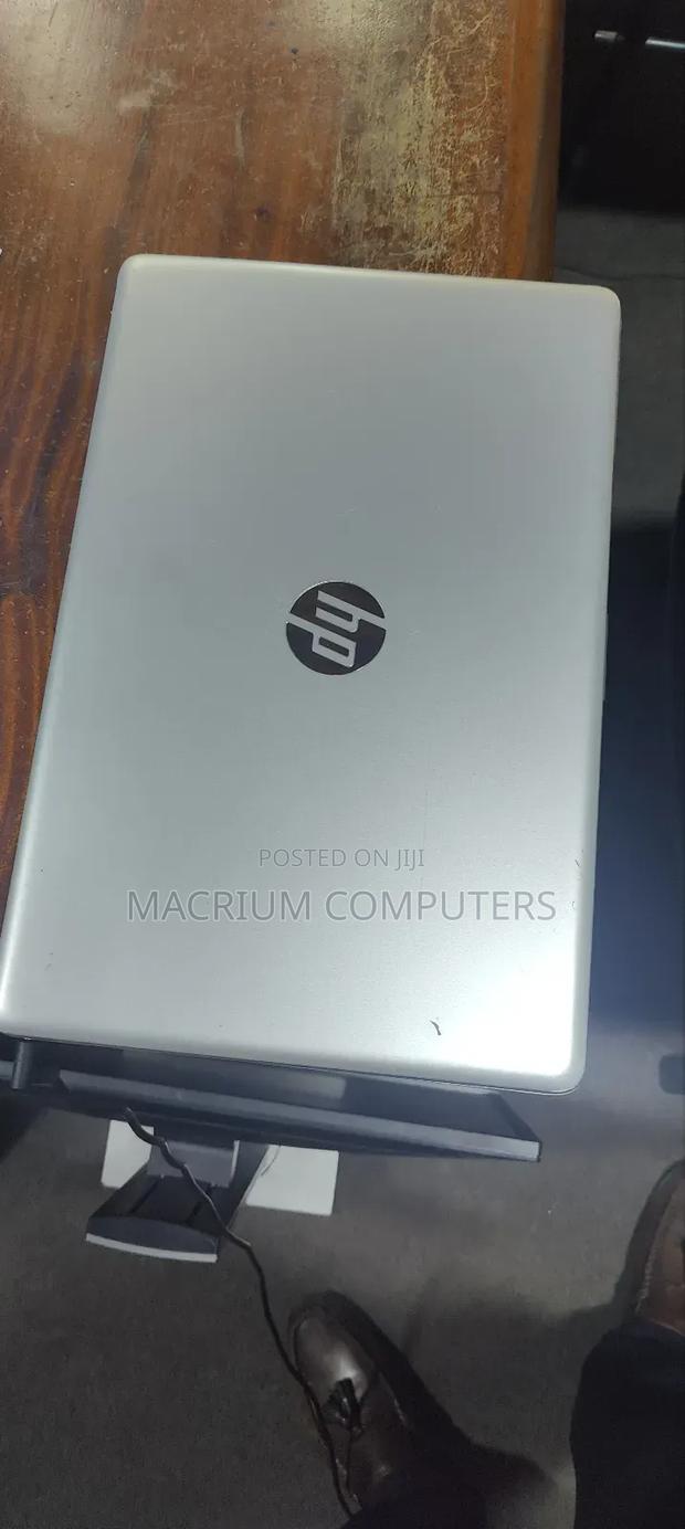 Laptop HP 15-Da2933nia 8GB Intel Core I5 HDD 1T · Photo 8
