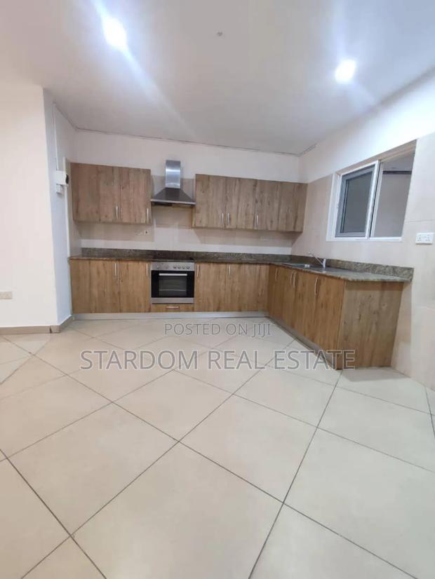 4bdrm Villa in East Legon for rent · Photo 2