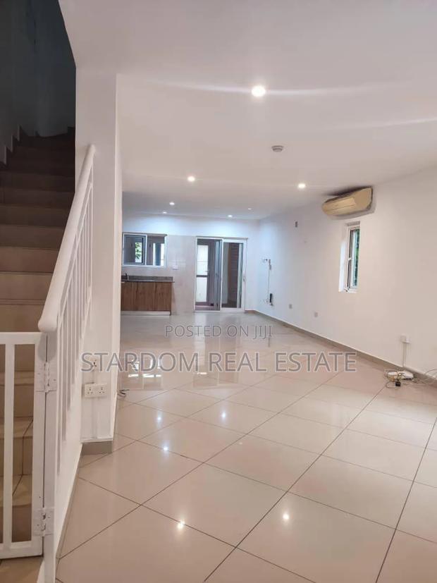 4bdrm Villa in East Legon for rent · Photo 3