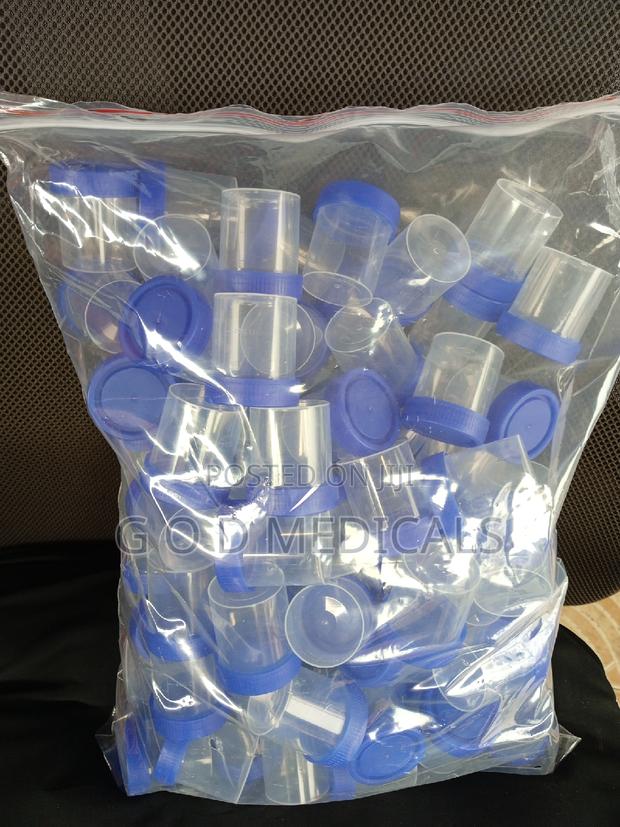 Urine Container · Photo 1