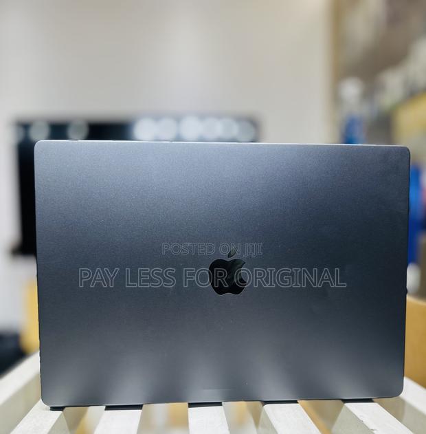 Laptop Apple MacBook Pro 2023 M3 Pro 16-inch 16GB Apple M3 SSD 512GB · Photo 4