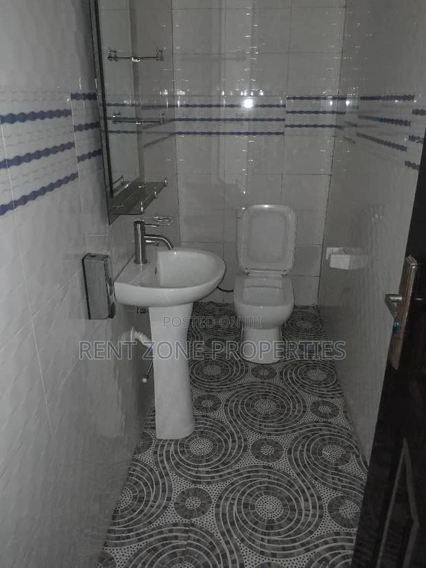 2bdrm Apartment in Rent Zone, Ablekuma for rent · Photo 2