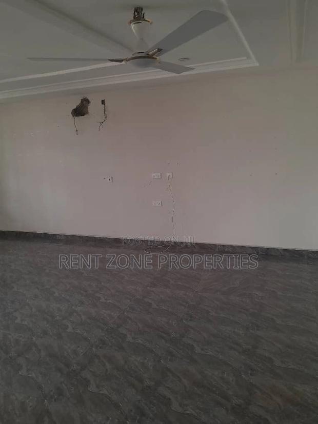 2bdrm Apartment in Rent Zone, Ablekuma for rent · Photo 4