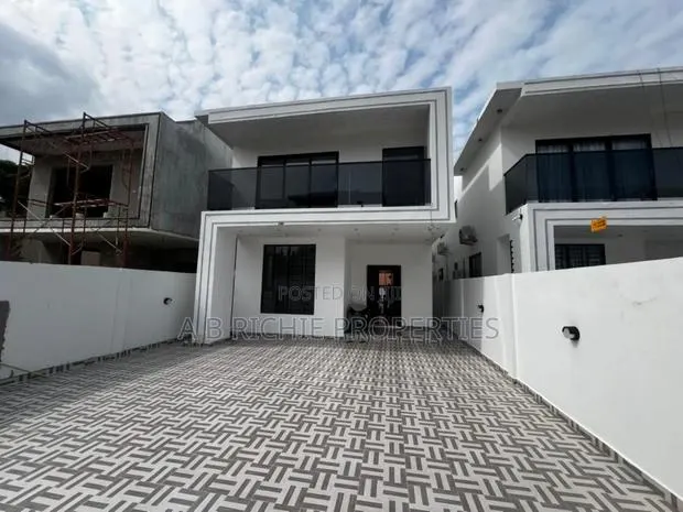 4bdrm House in Ab Richie Properties, Lake Side Estate for sale · Photo 1