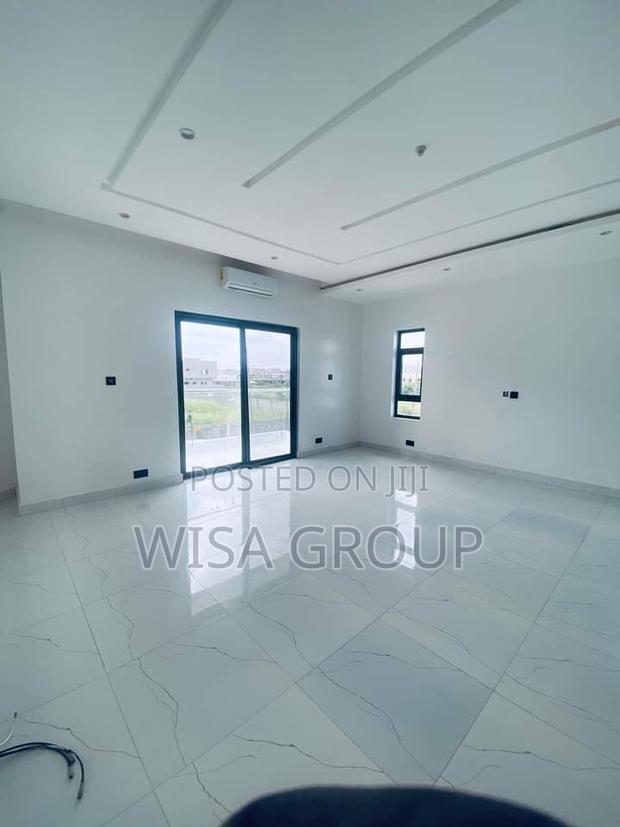 5bdrm Duplex in Wisa Groups, Accra Metropolitan for sale · Photo 6