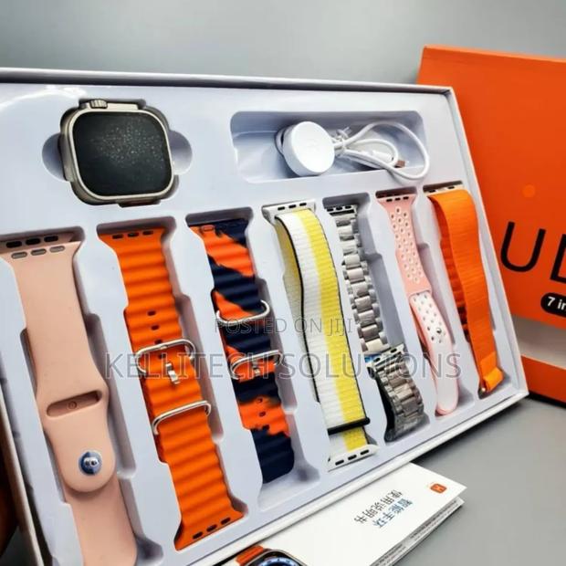 Ultra 7in1 Smart Watch · Photo 2