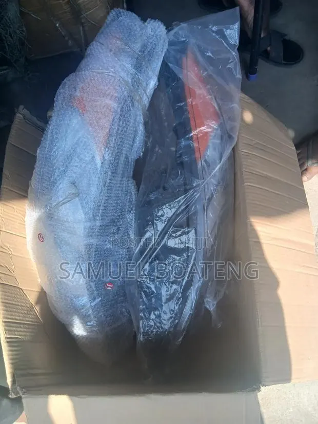 Hyundai Elantra 2012 to 2014 Headlight · Photo 1