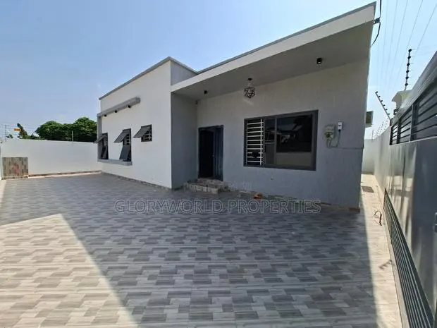 3bdrm House in Lashibi for sale · Photo 1
