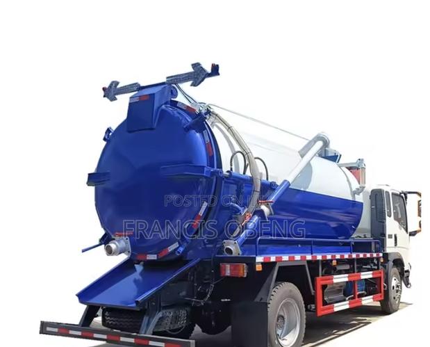 Trusted Waste Management Toilet Puller · Photo 2
