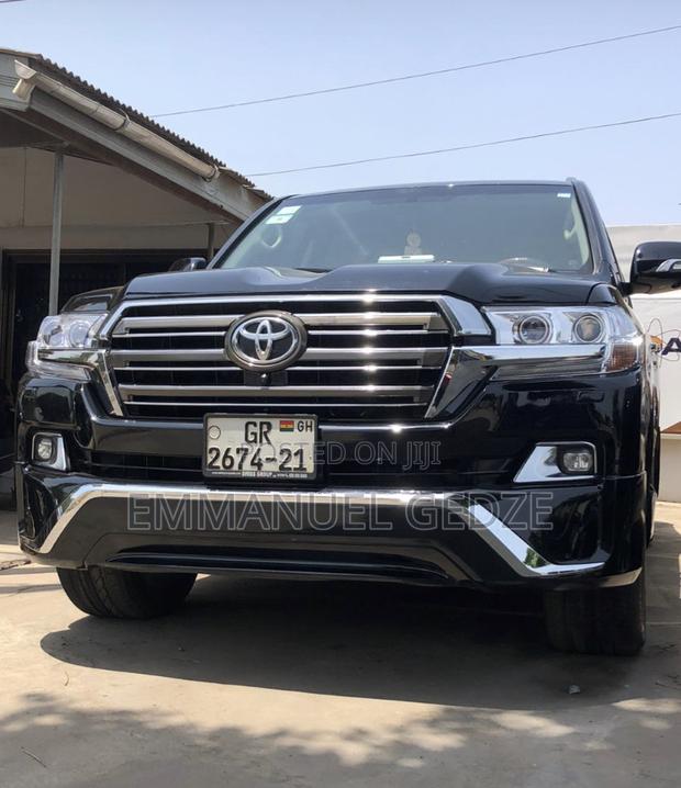 V8 for Rent Within and Outside Accra · Photo 1
