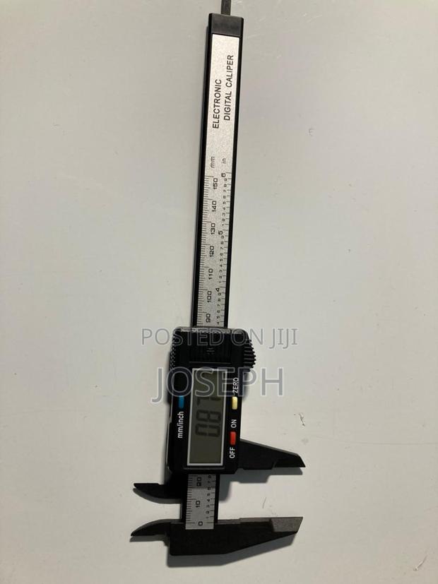 Digital Vernier Calliper · Photo 3