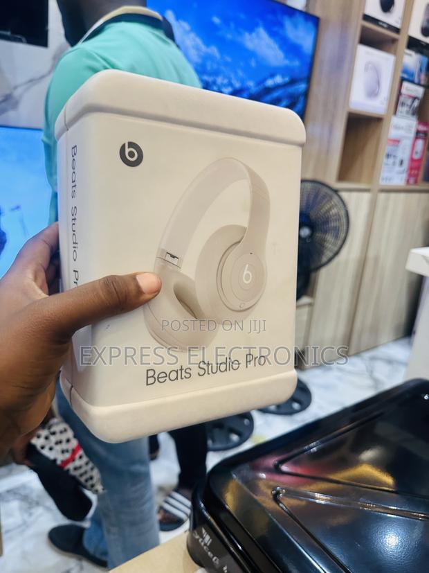 Better Deal on Beats Studio Pro Headset · Photo 1