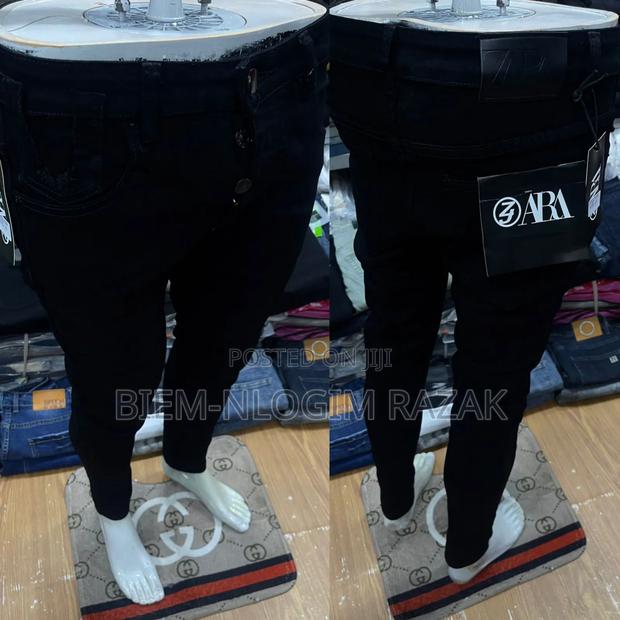 High Quality Plain Blue N Black Jeans Available in Stock · Photo 2