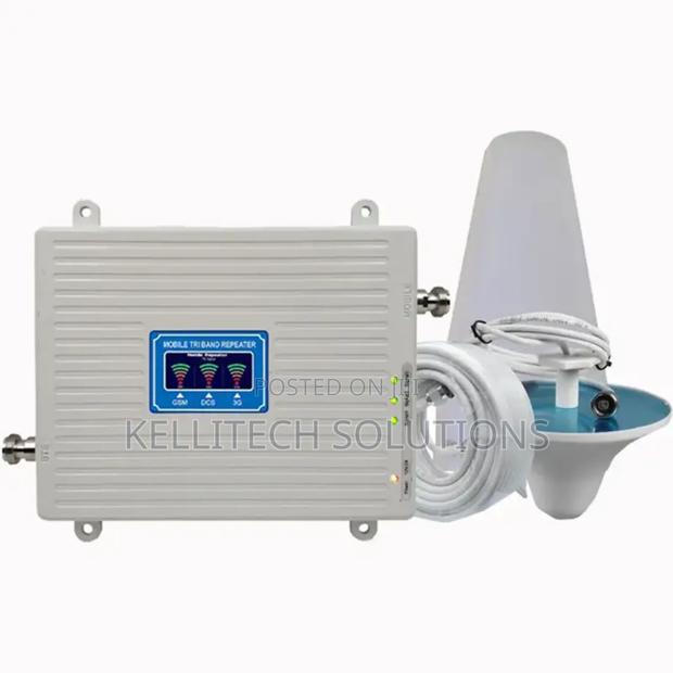 GSM Triband 2G, 3G 4G Network Booster · Photo 1