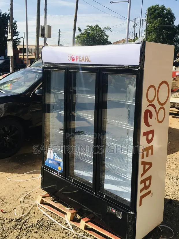 Pearl 3 Glass Doors Display 950 Liters PVC-150 Fridge · Photo 1