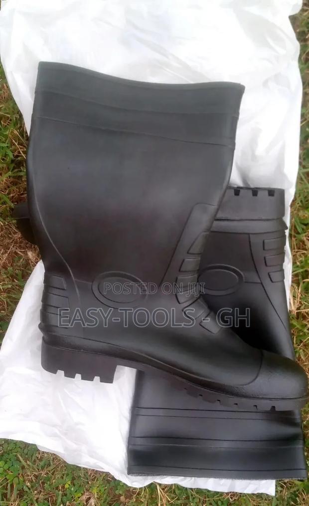 Heavy Duty Solid Wellington Boot ,Metalic Steel Protection · Photo 1